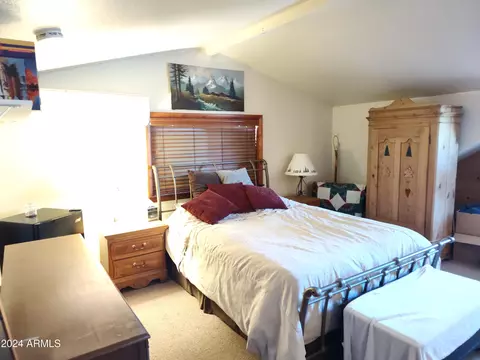 3326 Apache Dr, Overgaard, AZ 85933 photo 30