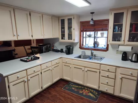 3326 Apache Dr, Overgaard, AZ 85933 photo 17