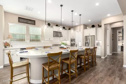 Kitchen - 2595 S Jeffry St, Gilbert, AZ 85295 photo 2 of 6