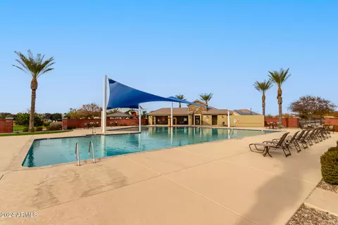 Exterior - 2595 S Jeffry St, Gilbert, AZ 85295 photo 4 of 12
