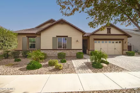 2595 S Jeffry St, Gilbert, AZ 85295