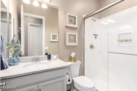 Bath - 2595 S Jeffry St, Gilbert, AZ 85295 photo 5 of 6