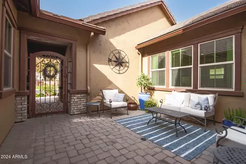 Exterior - 2595 S Jeffry St, Gilbert, AZ 85295 photo 9 of 12