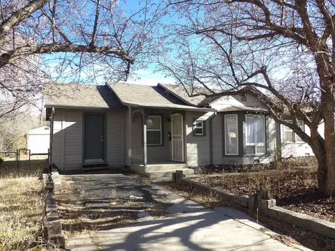 712 N Humphreys St, Flagstaff, AZ 86001