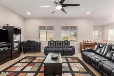 2456 E Lindrick Dr, Gilbert, AZ 85298 photo 9