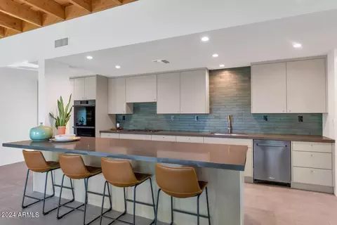 Kitchen - 221 E 14th St, Tempe, AZ 85281 photo 3 of 4