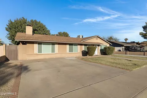 2456 E Vista Dr, Phoenix, AZ 85032 photo 3
