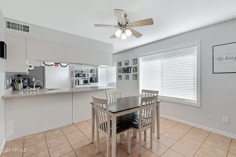 2456 E Vista Dr, Phoenix, AZ 85032 photo 14