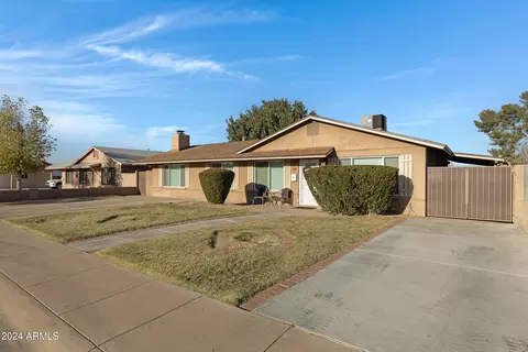 2456 E Vista Dr, Phoenix, AZ 85032 photo 4