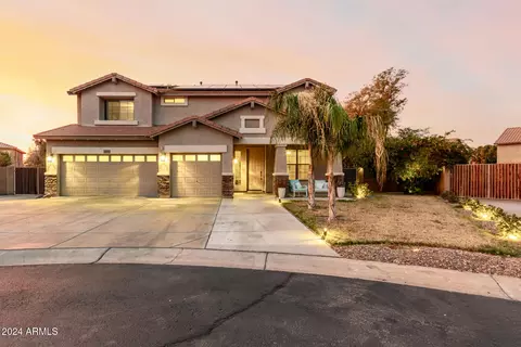 8366 W Carol Ct, Peoria, AZ 85345