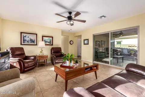 Living - 1744 E 16th Ave, Apache Junction, AZ 85119 photo 1 of 2