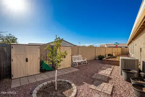 Exterior - 1744 E 16th Ave, Apache Junction, AZ 85119 photo 7 of 15