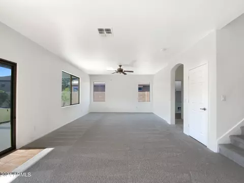 Living - 4481 E Sundance Ct, Gilbert, AZ 85297 photo 6 of 8