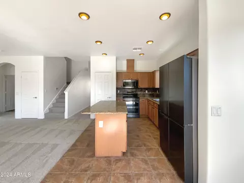 Kitchen - 4481 E Sundance Ct, Gilbert, AZ 85297 photo 3 of 3