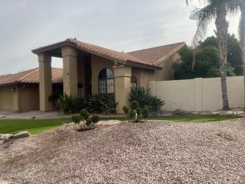 1545 W Desert Broom Dr, Chandler, AZ 85248