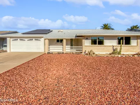 10238 W Cumberland Dr, Sun City, AZ 85351