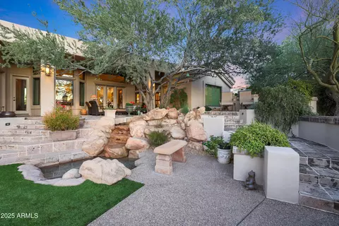 Exterior - 1535 E Calavar Dr, Phoenix, AZ 85022 photo 8 of 19