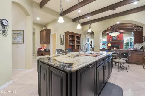 Kitchen - 1535 E Calavar Dr, Phoenix, AZ 85022 photo 2 of 4