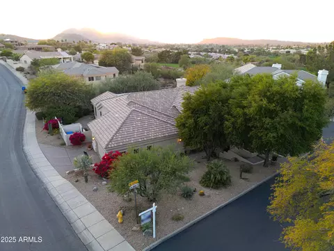 View/Area - 1535 E Calavar Dr, Phoenix, AZ 85022 photo 1 of 5