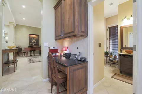Entry Way - 1535 E Calavar Dr, Phoenix, AZ 85022 photo 2 of 2