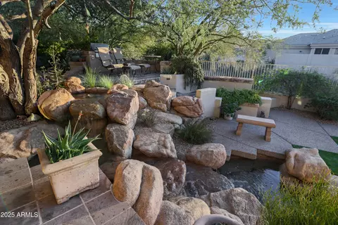 Exterior - 1535 E Calavar Dr, Phoenix, AZ 85022 photo 11 of 19