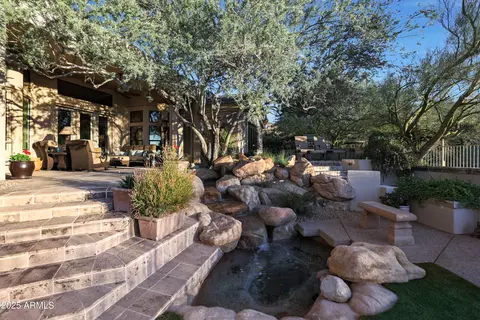 Exterior - 1535 E Calavar Dr, Phoenix, AZ 85022 photo 9 of 19