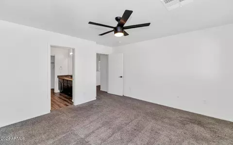 8758 E Lakeview Ave, Mesa, AZ 85209 photo 16