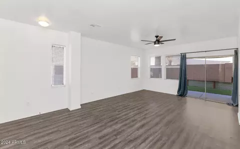 8758 E Lakeview Ave, Mesa, AZ 85209 photo 5