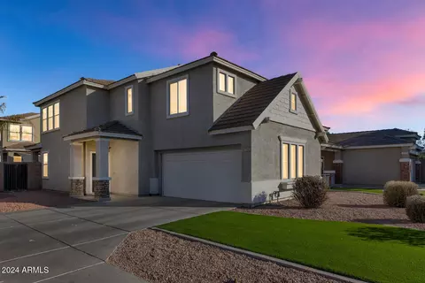 8758 E Lakeview Ave, Mesa, AZ 85209