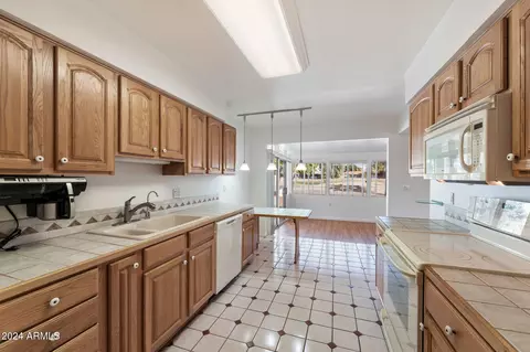 925 S Longwood Loop S, Mesa, AZ 85208 photo 12