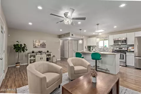 18609 N Kiva Dr, Sun City, AZ 85373