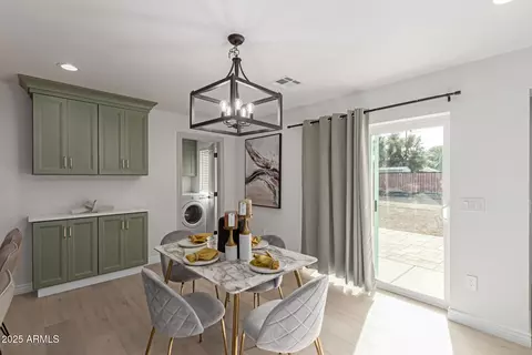 Dining - 1829 E Amelia Ave, Phoenix, AZ 85016 photo 2 of 2