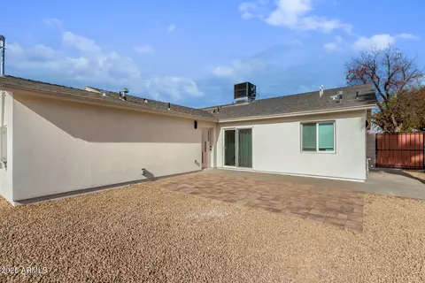 Exterior - 1829 E Amelia Ave, Phoenix, AZ 85016 photo 7 of 7