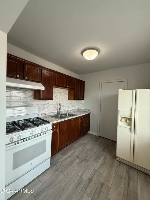 2819 E Pueblo Ave, Phoenix, AZ 85040 photo 3