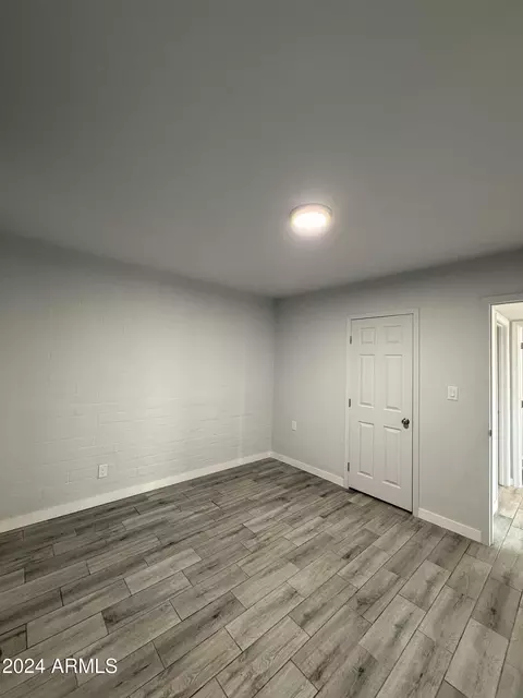 2819 E Pueblo Ave, Phoenix, AZ 85040 photo 9