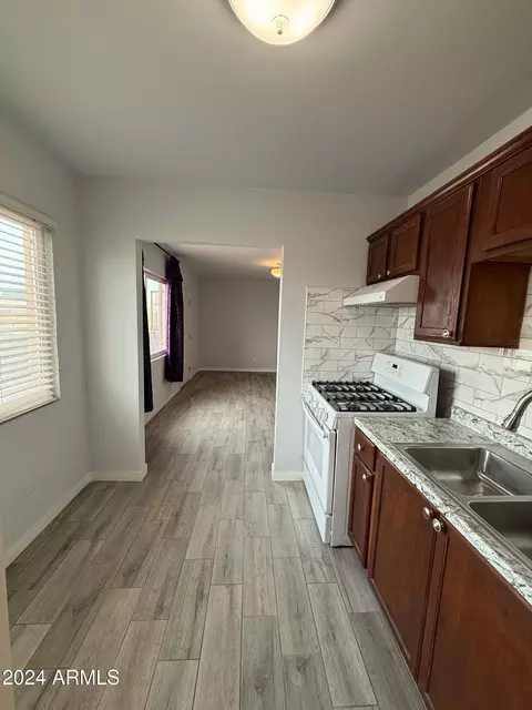 2819 E Pueblo Ave, Phoenix, AZ 85040 photo 4
