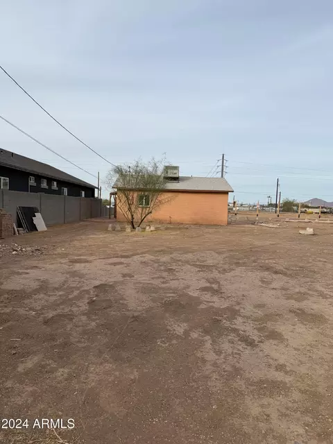 2819 E Pueblo Ave, Phoenix, AZ 85040 photo 11