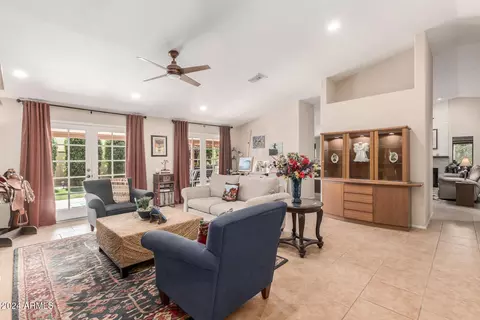 111 E Maria Ln, Tempe, AZ 85284 photo 5