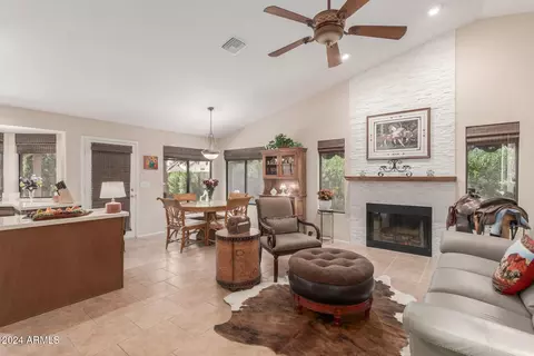 111 E Maria Ln, Tempe, AZ 85284 photo 7