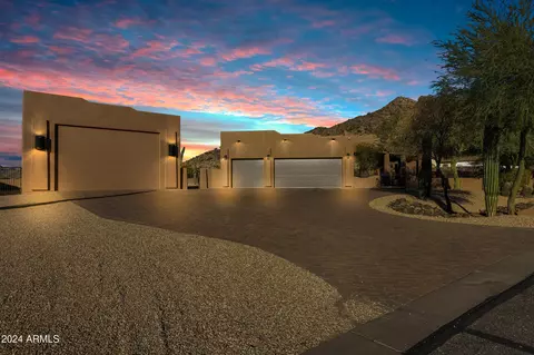 9340 W Paseo Verde Dr, Casa Grande, AZ 85194