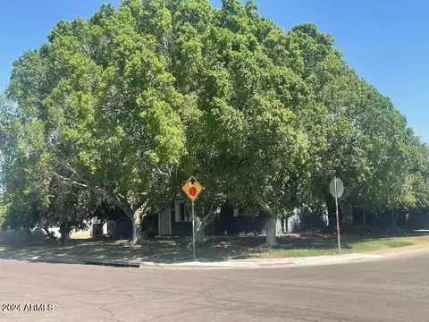 8327 N 29th Ave, Phoenix, AZ 85051