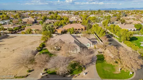 View/Area - 2090 E Coconino Ct, Gilbert, AZ 85298 photo 5 of 8