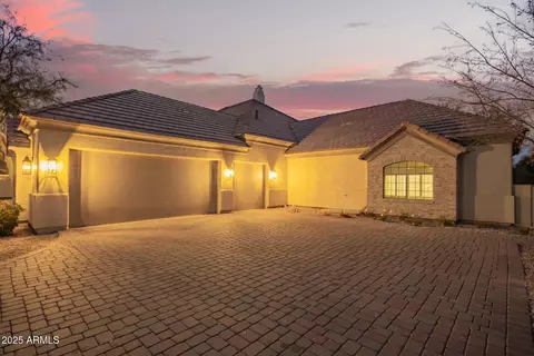 Exterior - 2090 E Coconino Ct, Gilbert, AZ 85298 photo 21 of 23