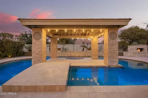 Exterior - 2090 E Coconino Ct, Gilbert, AZ 85298 photo 9 of 23
