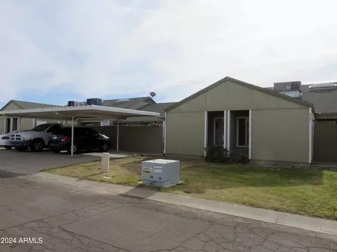 4445 E Vineyard Rd, Phoenix, AZ 85042