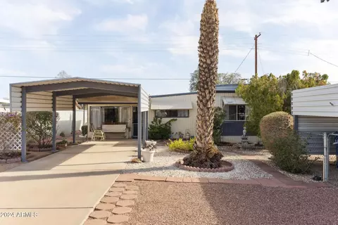 137 S Mountain Rd, Apache Junction, AZ 85120
