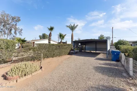 137 S Mountain Rd, Apache Junction, AZ 85120 photo 3