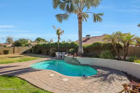 6123 W Grandview Rd, Glendale, AZ 85306