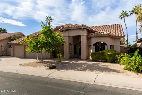 1449 W Iris Dr, Gilbert, AZ 85233 photo 3