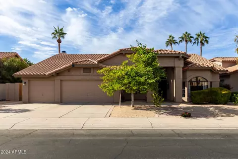 1449 W Iris Dr, Gilbert, AZ 85233